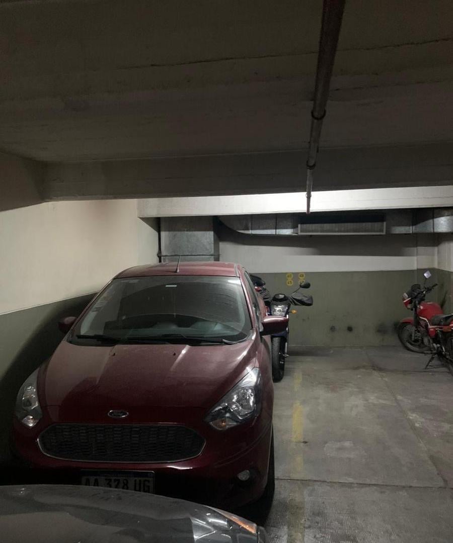 Cochera en venta - 18Mts2 - Recoleta