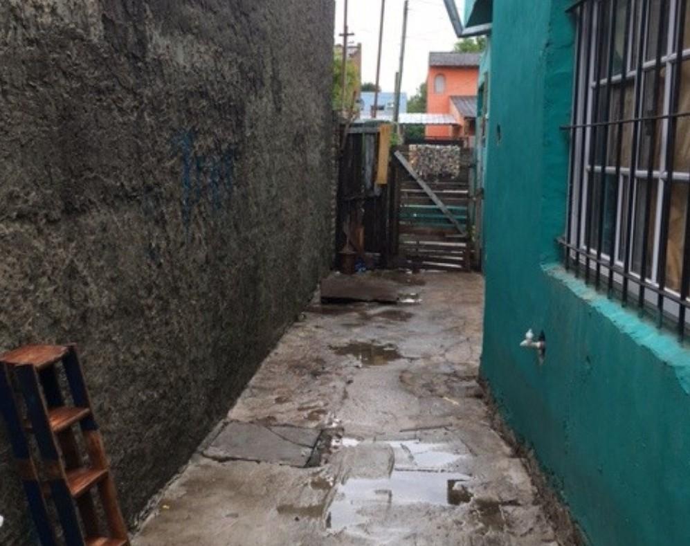 Casa en venta - 2 Dormitorios 1 Baño - Mariano Acosta