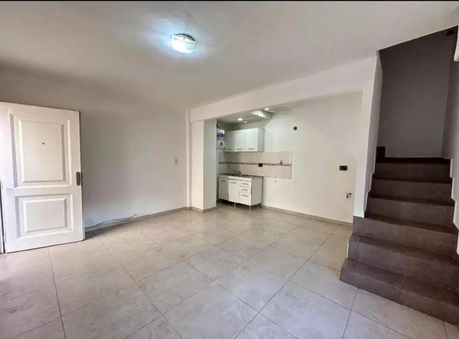 Departamento en venta - 2 Dormitorios 1 Baño - 42Mts2 - Castelar 4
