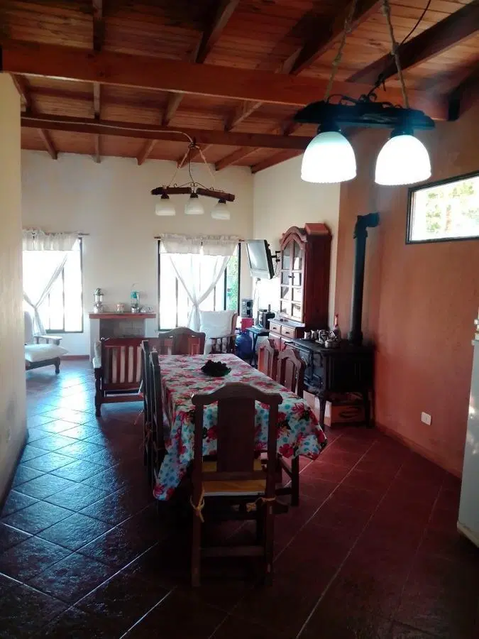 Casa en venta - 2 dormitorios 1 baño - patio - 800 mts2 - Domselaar 2
