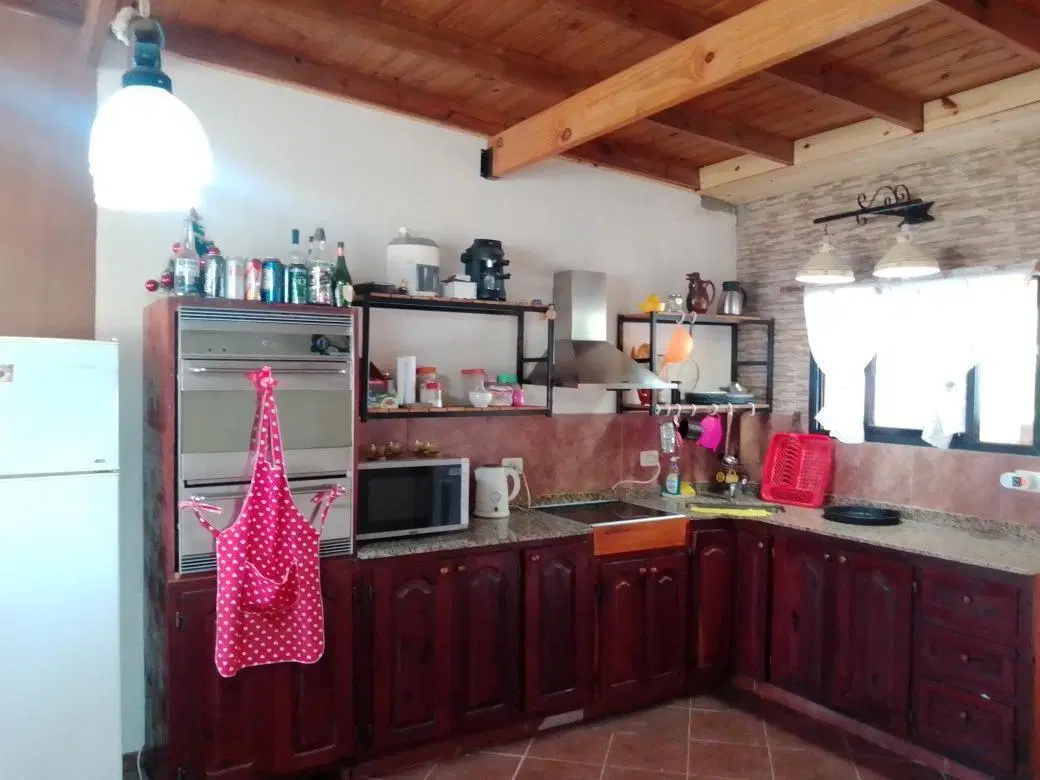 Casa en venta - 2 dormitorios 1 baño - patio - 800 mts2 - Domselaar 5