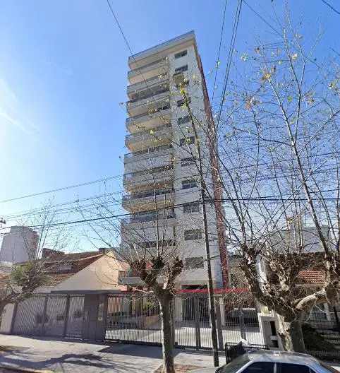 Cochera en venta - 25mts2 - Quilmes 5