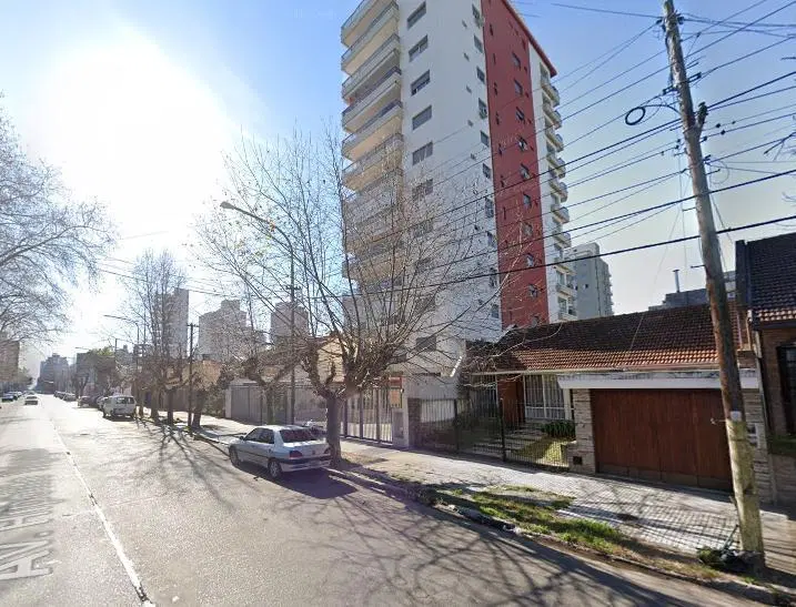 Cochera en venta - 25mts2 - Quilmes 2