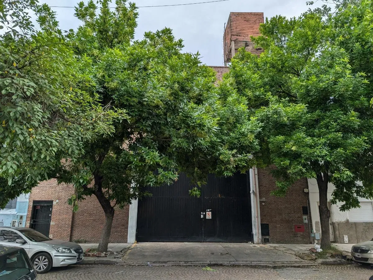 Depósito en venta - Oficinas - Baños - Cocheras - 1.280Mts2 - Paternal 3