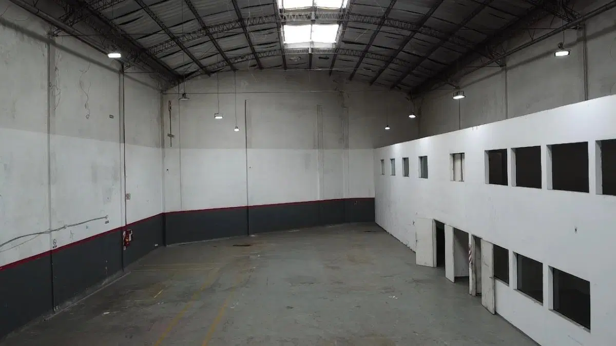 Depósito en venta - Oficinas - Baños - Cocheras - 1.280Mts2 - Paternal 2