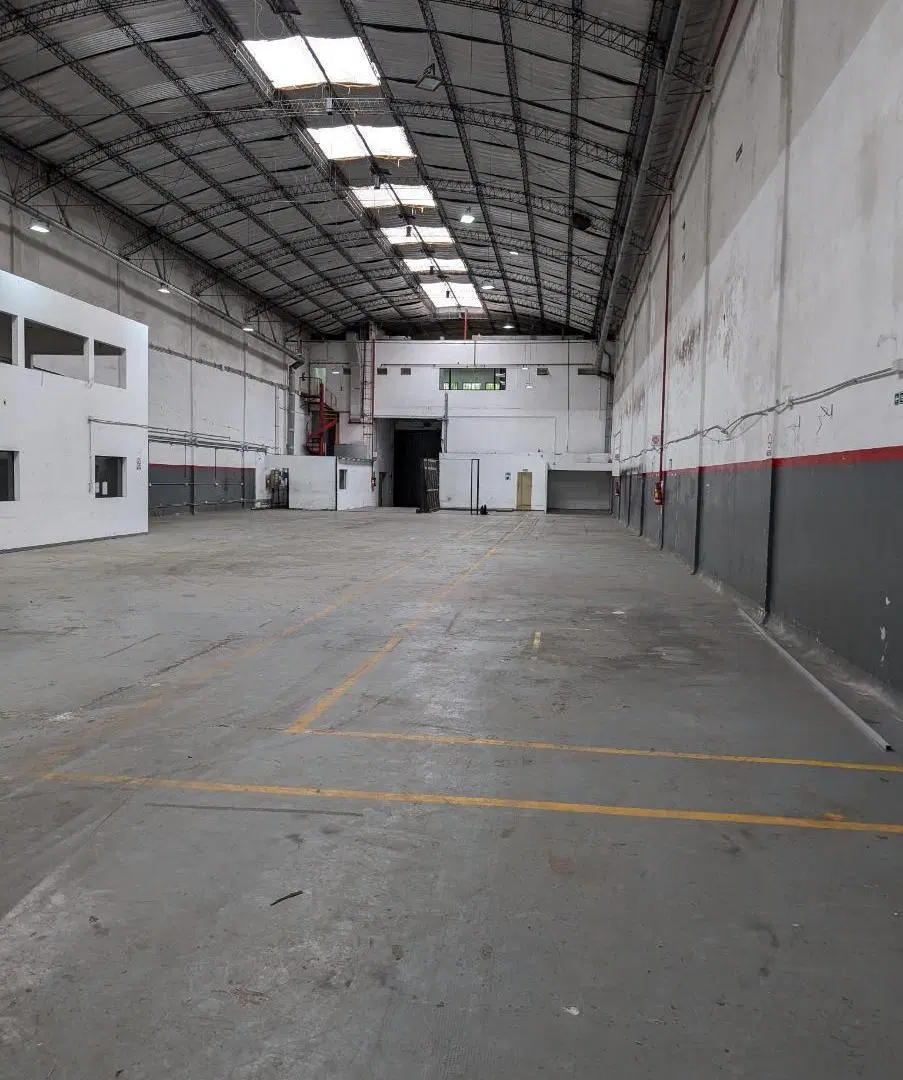 Depósito en venta - Oficinas - Baños - Cocheras - 1.280Mts2 - Paternal 4