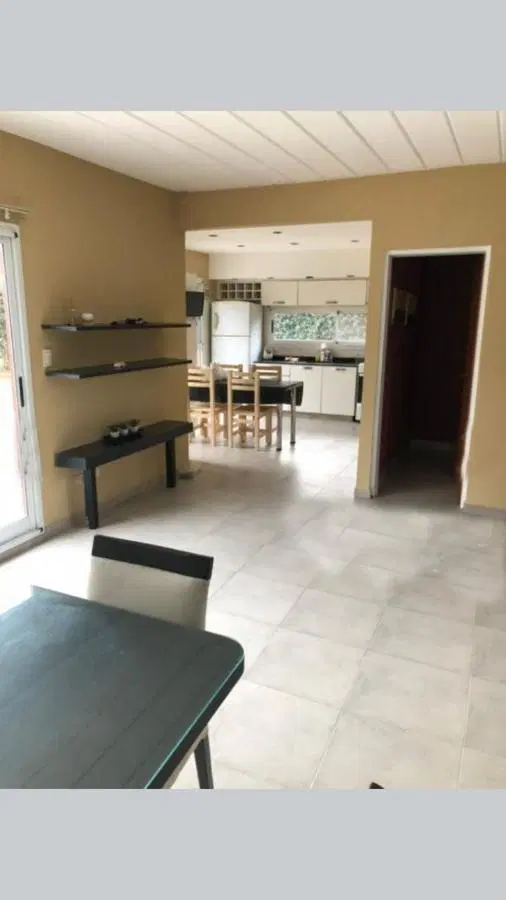Casa en venta - 3 habitaciones 2 baños - pileta patio - 210mts2 - Esteban Echeverria 4