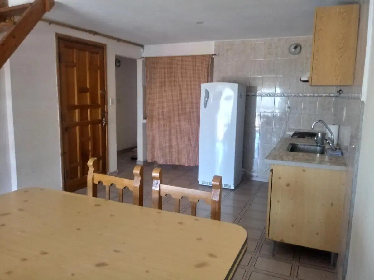Casa en venta - 2 Dormitorios 1 Baño - 50Mts2 - Mar del Tuyú 4