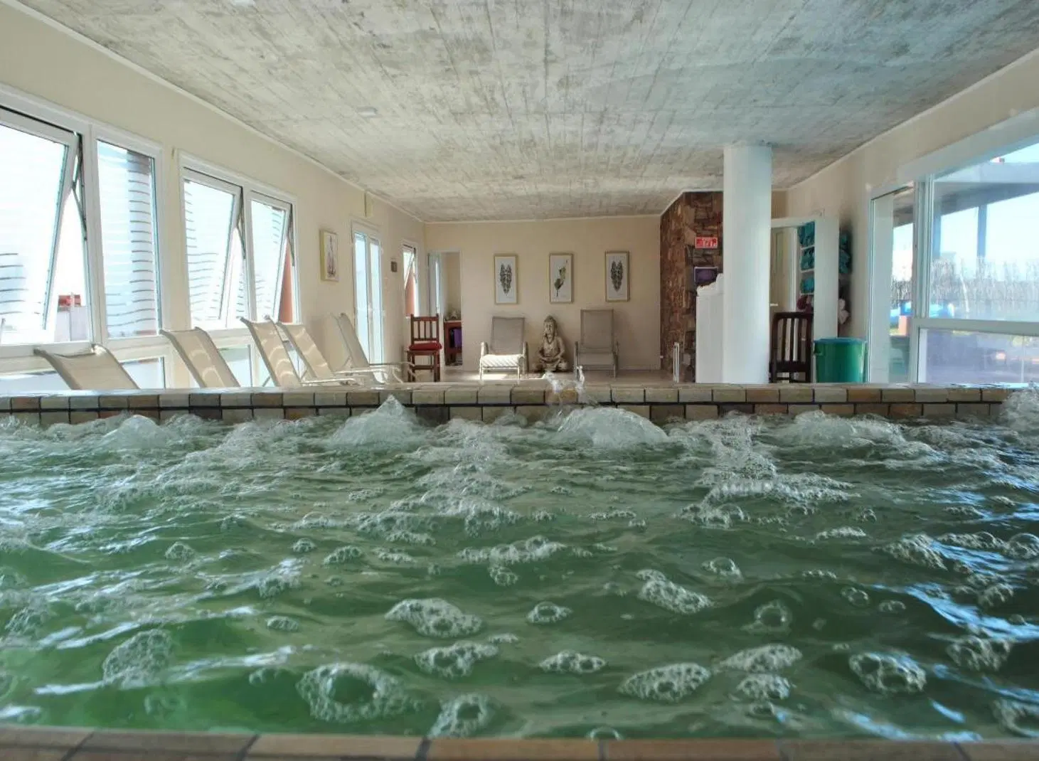 Hotel en venta - 10 UFs - Villa Gesell 5