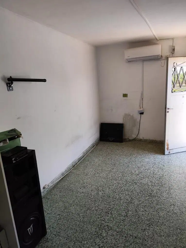 Casa en venta - 3 Dormitorios 4 Baños - Cochera - 251Mts2 - Merlo 4