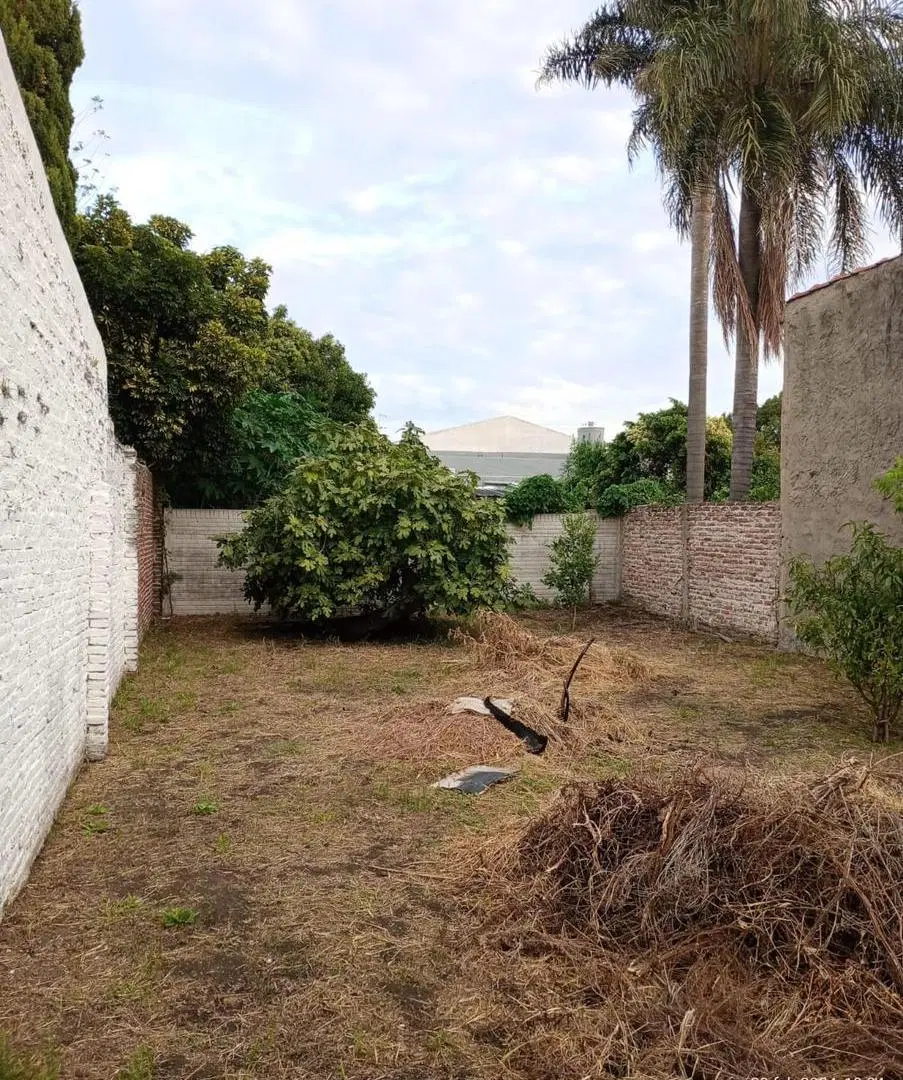 Casa en venta - 2 Dormitorios 1 Baño - Wilde 2