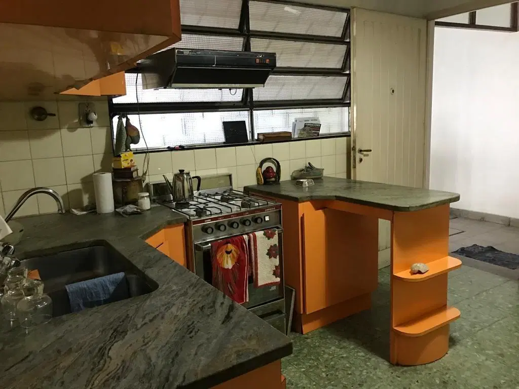 Casa en venta - 2 Dormitorios 1 Baño 1 Cochera - 223Mts2 - Quilmes Oeste 1