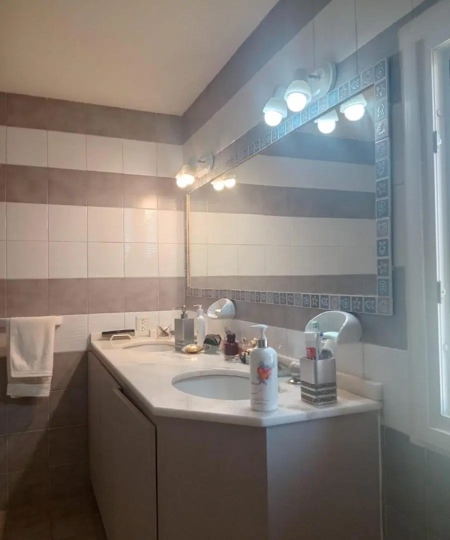 Casa en venta - 3 Dormitorios 3 Baños - Cochera - 1.100Mts2 - Campana 1