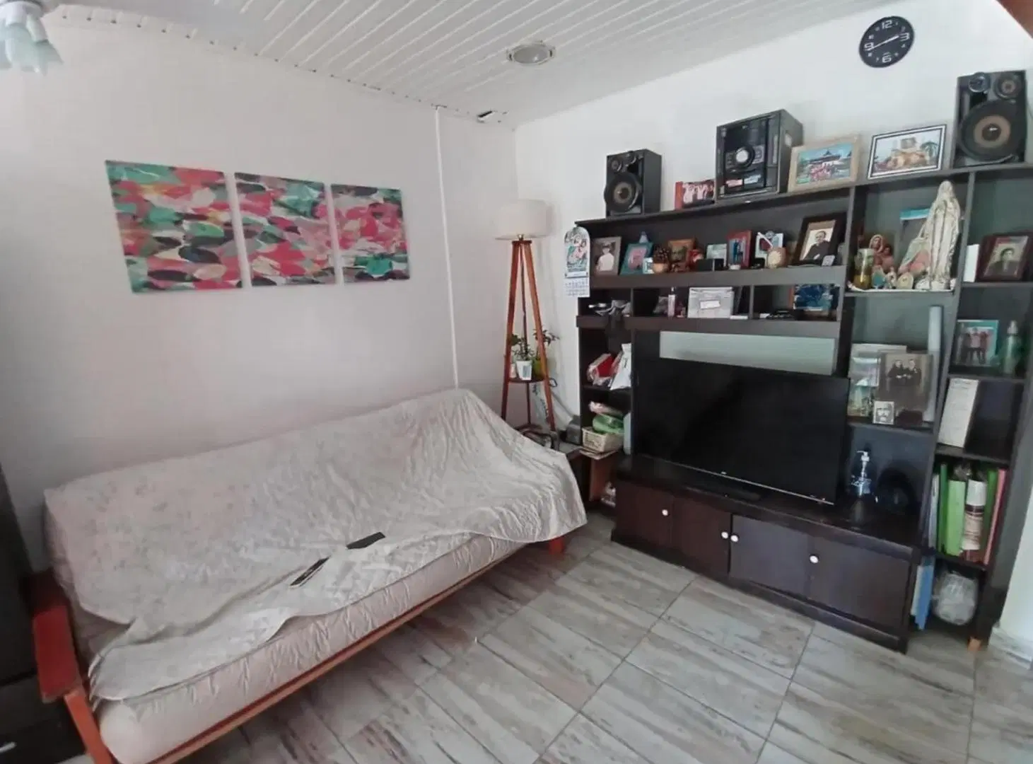 Casa en venta - 3 Dormitorios 3 Baños - Local - La Matanza 5
