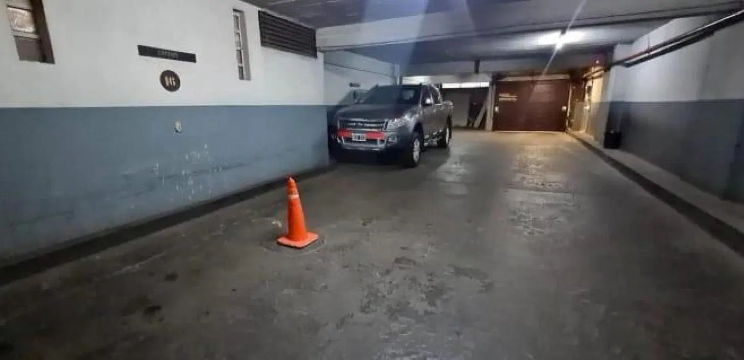Cochera en venta - 12Mts2 - Microcentro 2