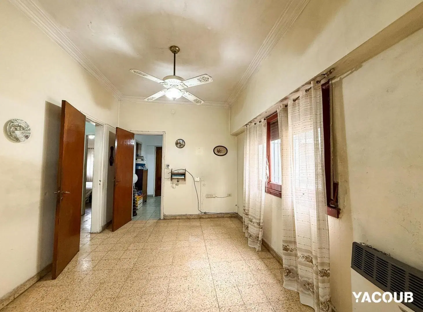 Casa en venta - 2 Dormitorios 1 Baño - La Plata 3