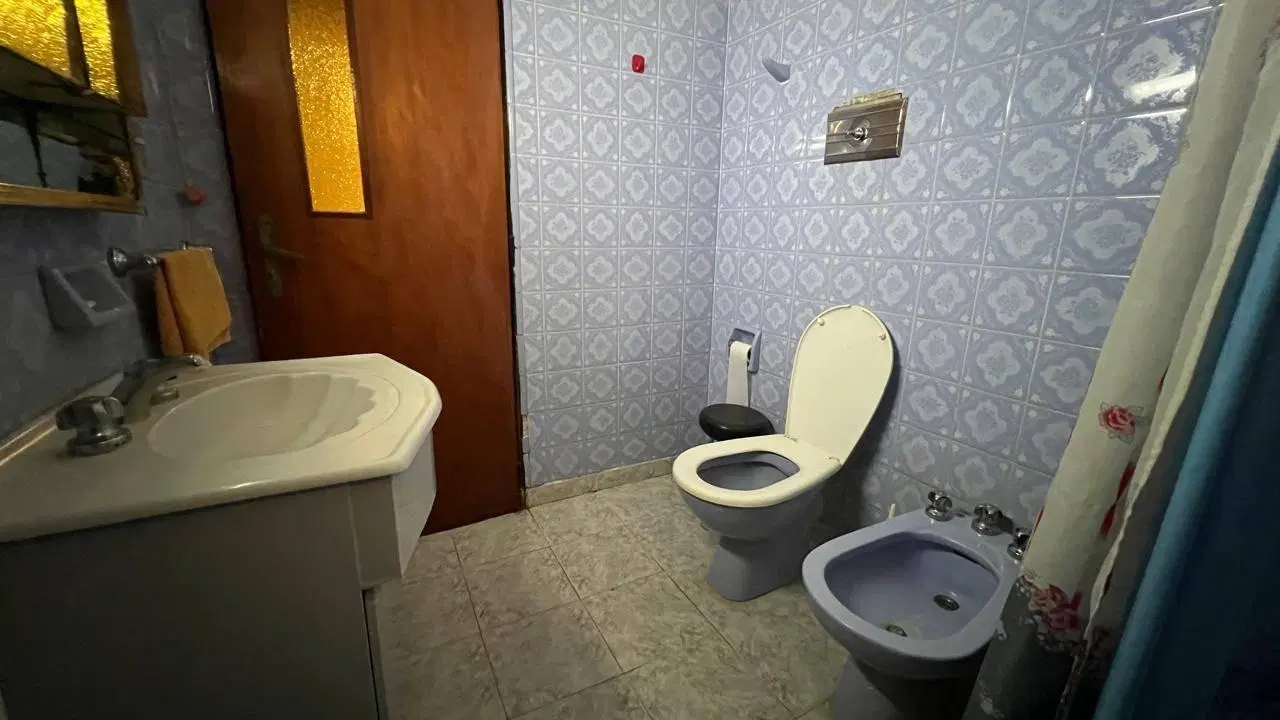 PH en venta - 2 Dormitorios 1 Baño - Cocheras - 194Mts2 - Mercedes 3