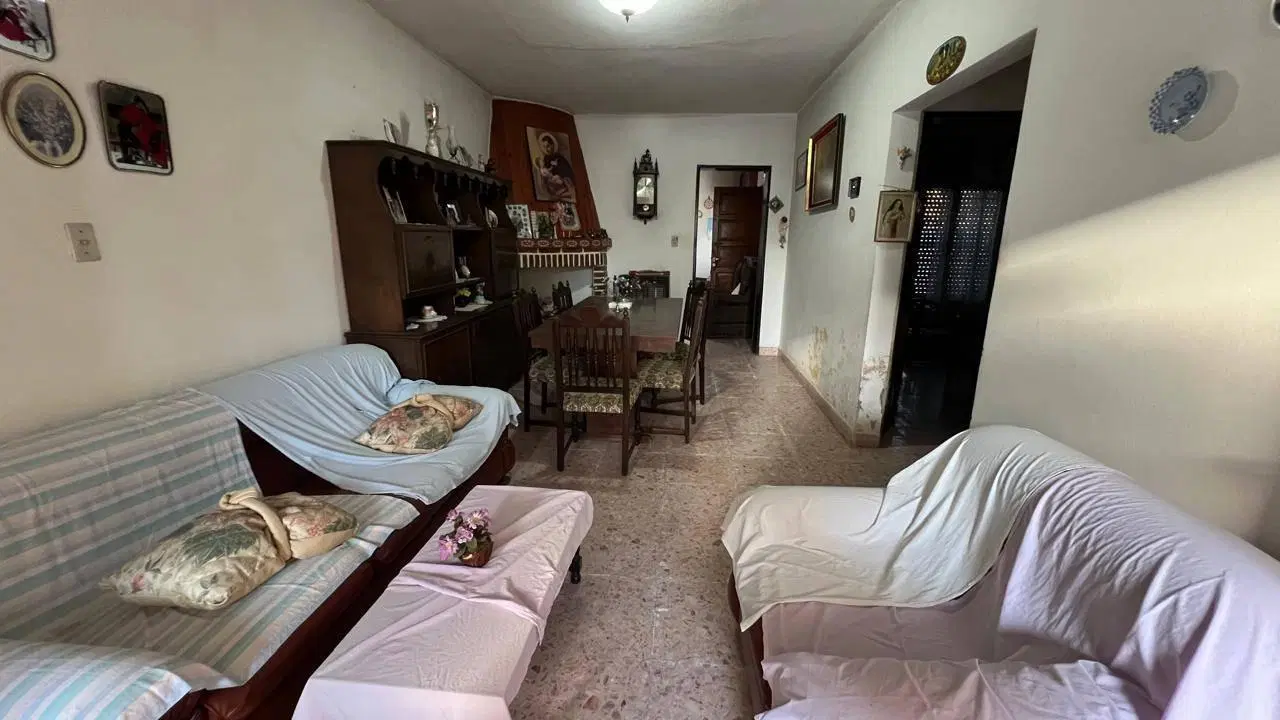 PH en venta - 2 Dormitorios 1 Baño - Cocheras - 194Mts2 - Mercedes 5