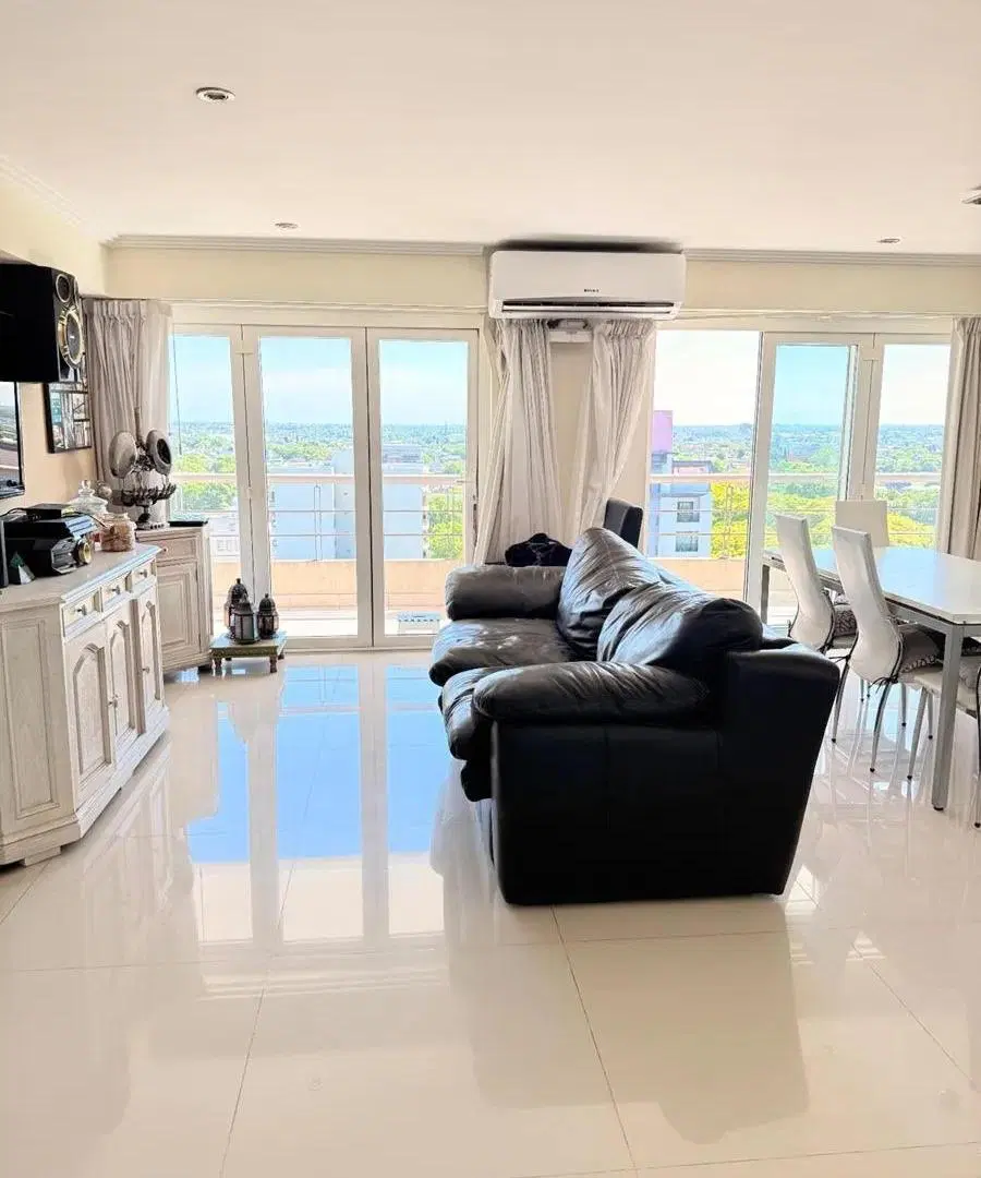 Departamento en venta - 3 Dormitorios 4 Baños - Villa Ballester 1