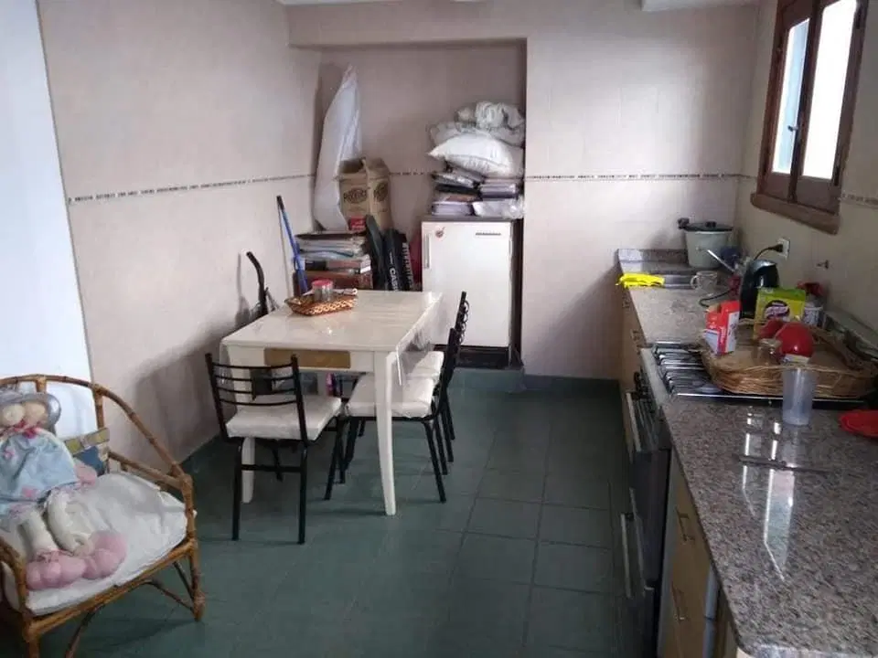 Casas en venta - 5 dormitorios 4 baños - Cocheras - Necochea 8