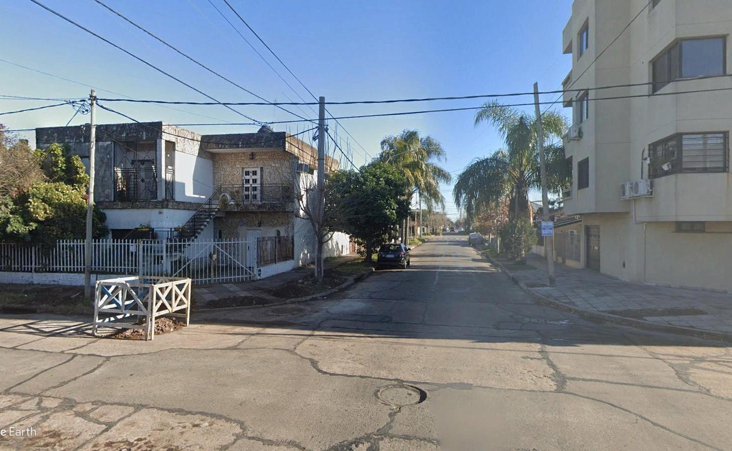 Departamento en venta - 3 dormitorios 1 baño - 140 mts2 - Ramos Mejia