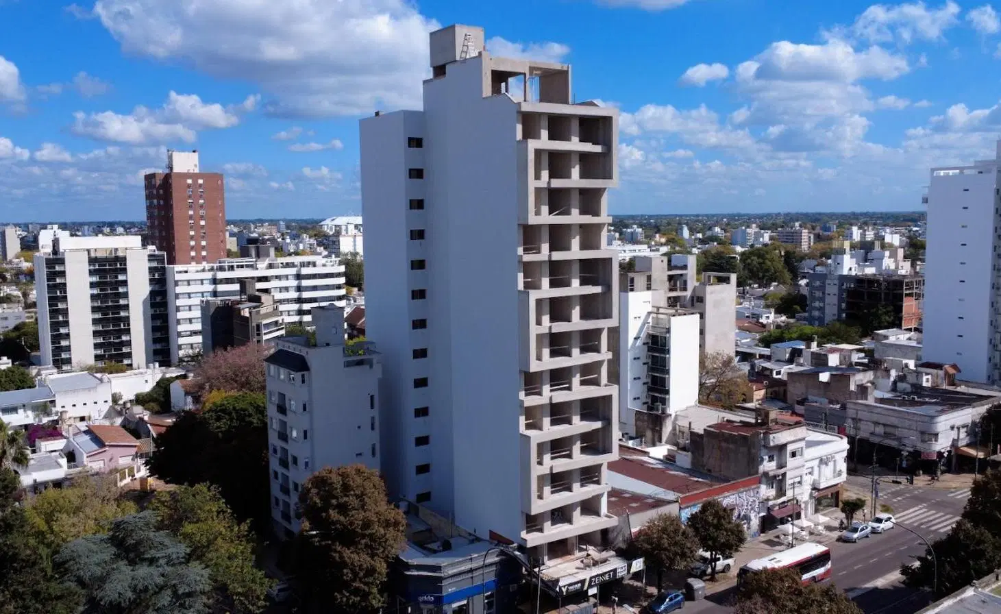 Departamento venta -2 dormitorios 2 baños  - 71 mts 2 totales - La Plata-pozo-emprendimiento. 2