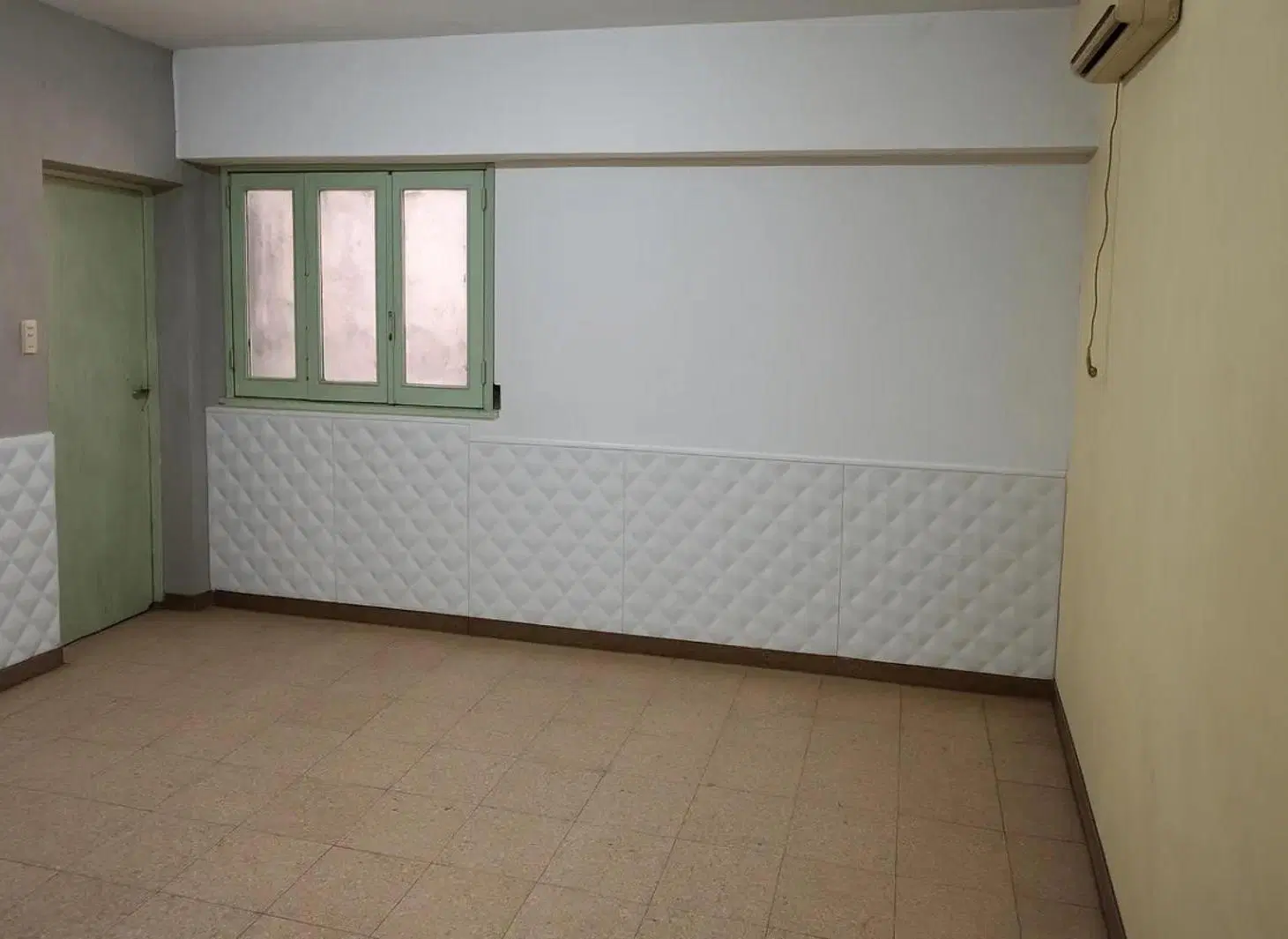 Casa en venta - 3 Dormitorios 2 Baños - Lomas de Zamora 5