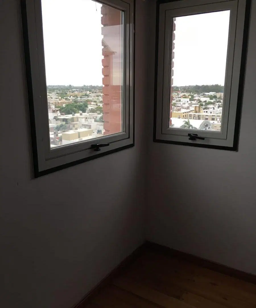 Departamento en venta - 3 Dormitorios 2 Baños - Cochera - Villa María, Córdoba 4