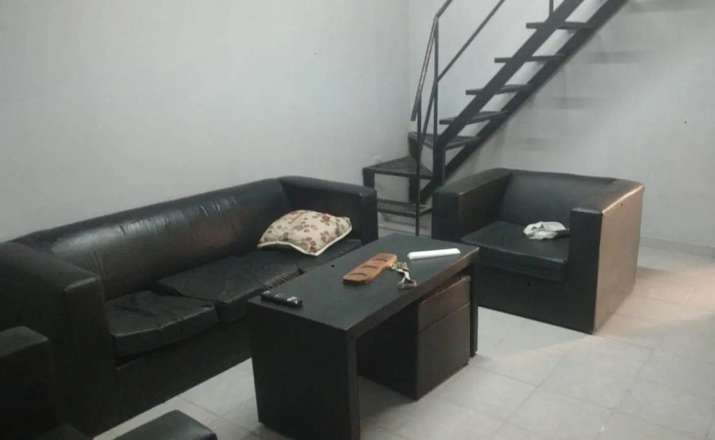 Casa en venta - 3 dormitorios 2 baños - 180mts2 - 25 De Mayo 3