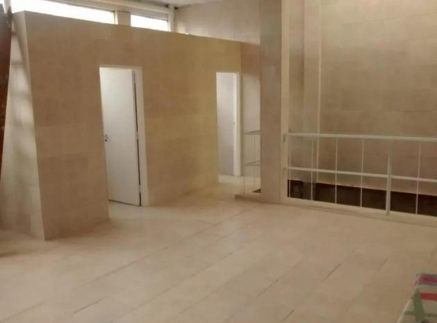 Depósito en venta - 1 Baño - 450Mts2 - Mar del Plata