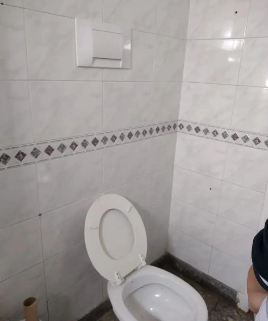 Casa en venta - 4 Dormitorios 2 Baños - 167Mts2 - Ramos Mejía 2