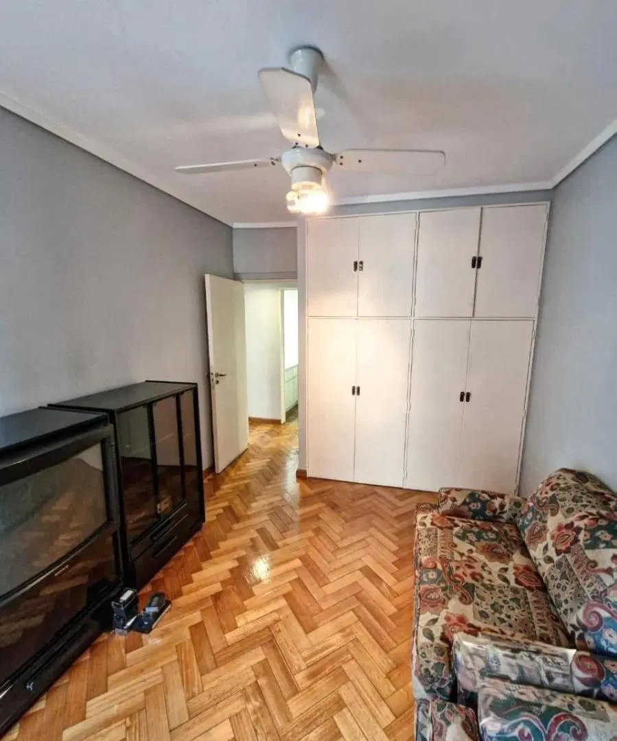 Departamento en venta - 3 Dormitorios 1 Baño - Belgrano C 5