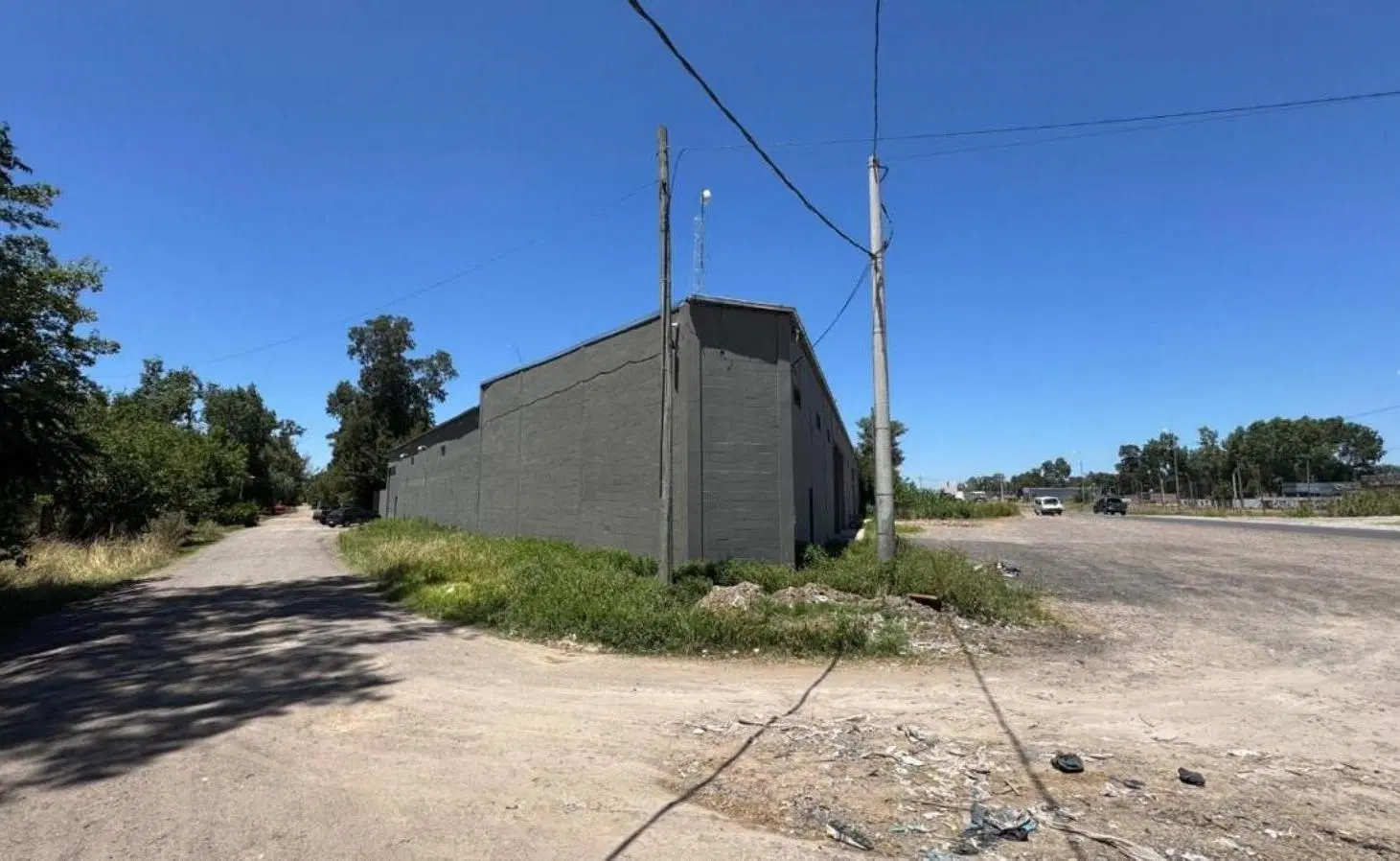 Edificio Comercial en venta - Departamentos - Galpón - 1.693Mts2 - General Rodríguez 3