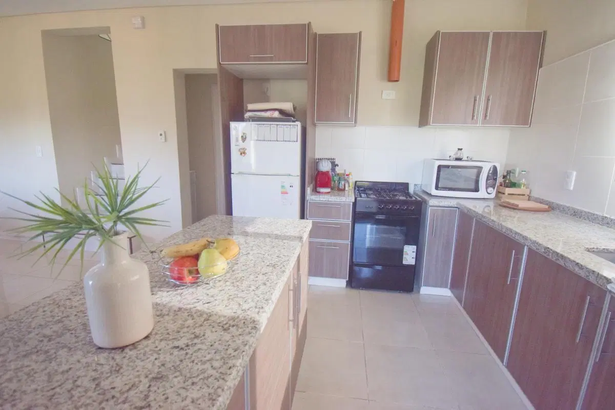 Casa en venta - 3 dormitorios 2 baños - 176mts2 - Fincas de Hudson [FINANCIADA] 4