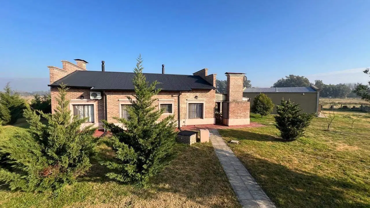Quinta en venta - 3 Dormitorios 2 Baños - Mercedes 4
