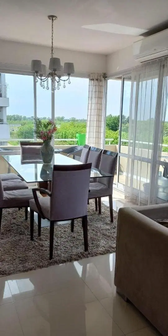 Departamento en venta - 3 Dormitorios 2 Baños - 80Mts2 - Castelar 3