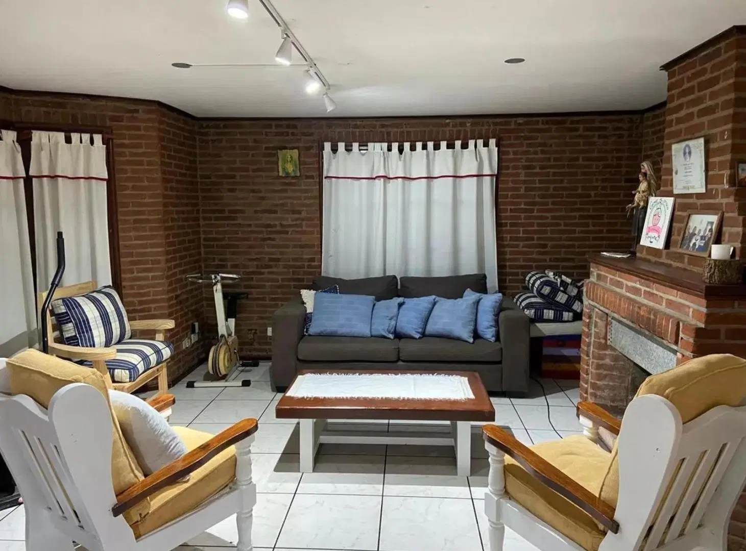 Casa en venta - 4 Dormitorios 3 Baños - Cocheras - 780Mts2 - Pinamar 5