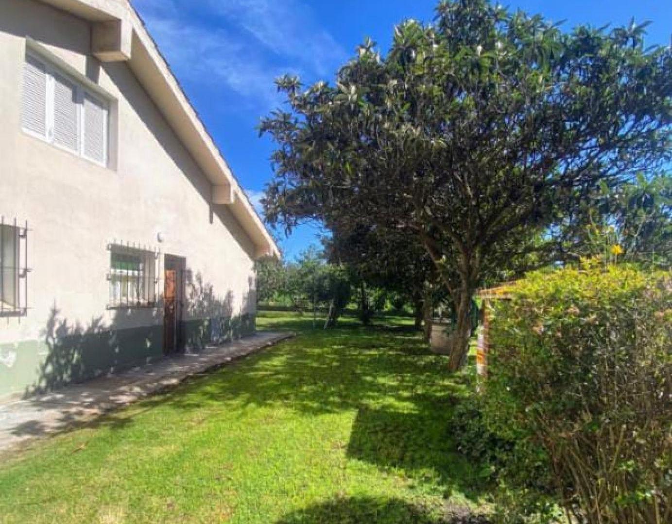 Casa en venta - 4 Dormitorios 4 Baños - Sierra de Los Padres