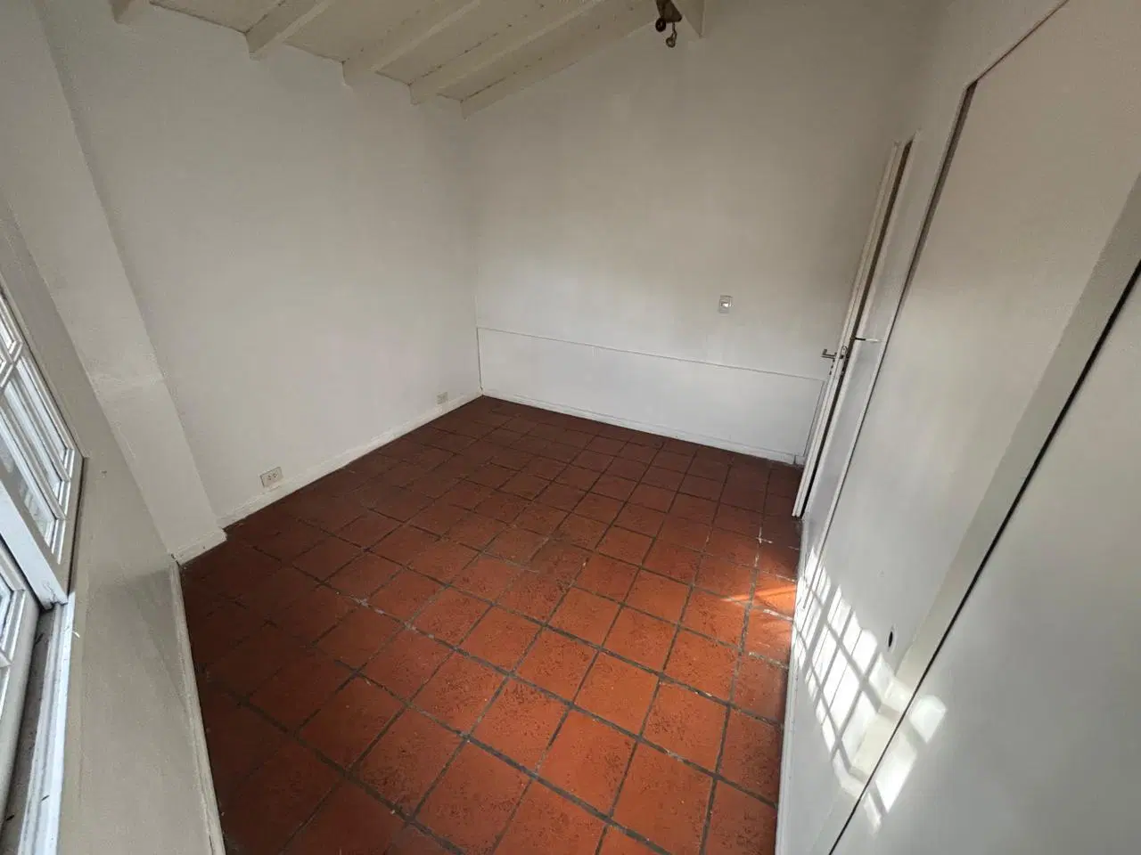 Casa en venta - 3 Dormitorios 2 Baños - San Isidro 5
