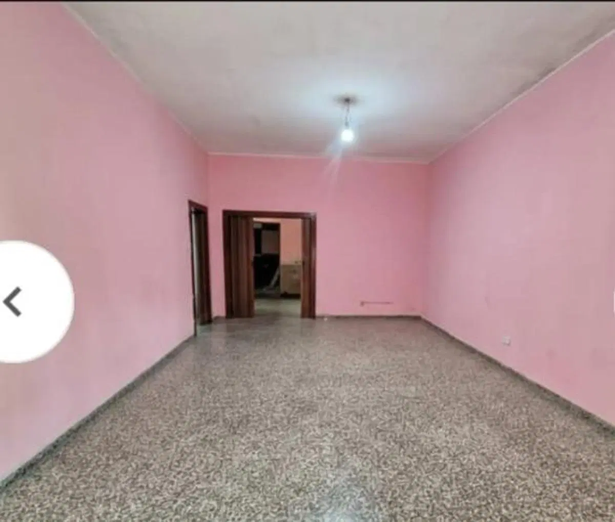 Casa en venta - 2 Dormitorios 1 Baño - Berazategui 4
