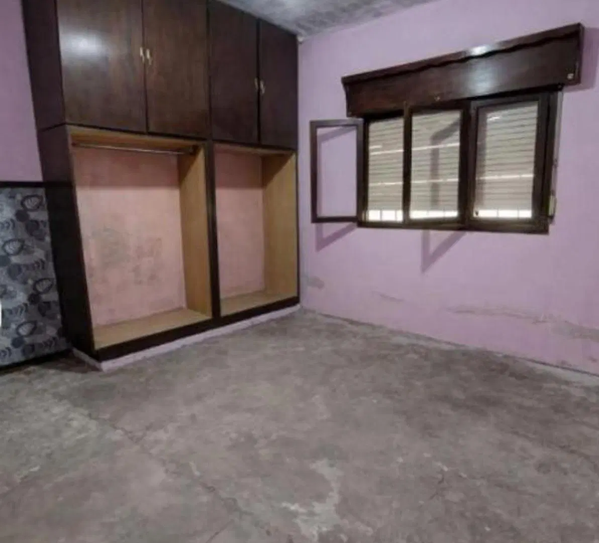 Casa en venta - 2 Dormitorios 1 Baño - Berazategui 5