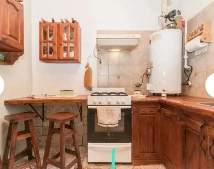 Casa en venta - 3 dormitorios 3 baños - 200mts2 - Presidente Peron 4