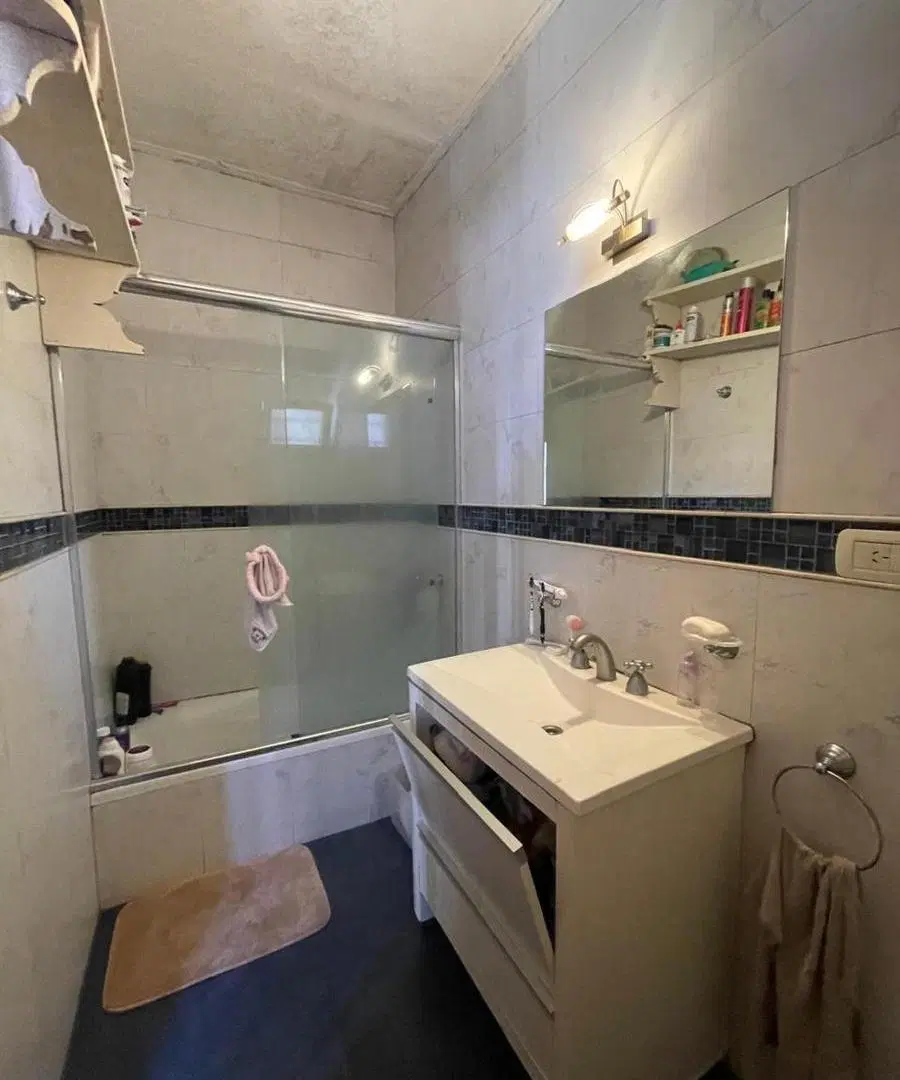 Casa en venta - 2 Dormitorios 2 Baños - Villa Devoto 2