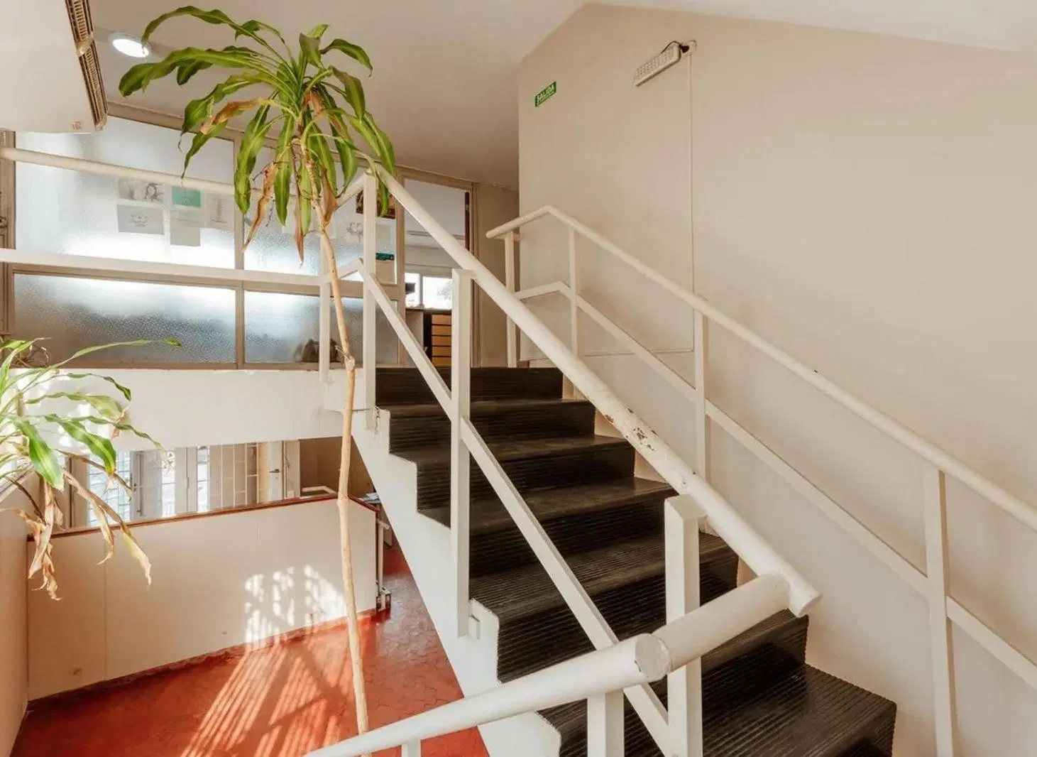 Local Comercial en venta - 15 Ambientes 6 Baños - Parque Patricios 5