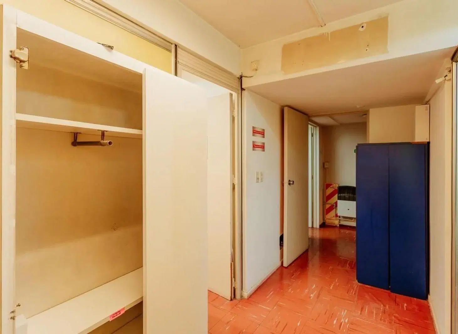 Local Comercial en venta - 15 Ambientes 6 Baños - Parque Patricios 4