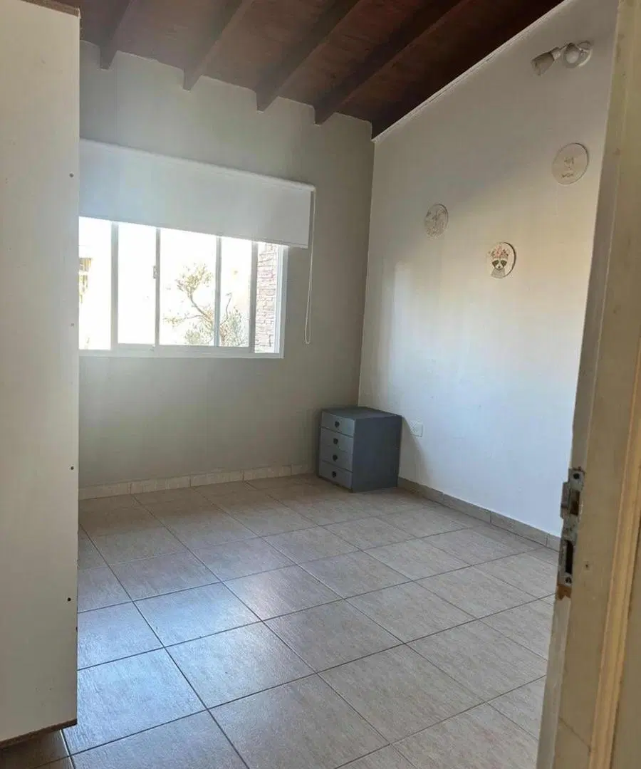 Casa en venta - 3 Dormitorios 2 Baños - Cochera - Mar del Tuyú 3