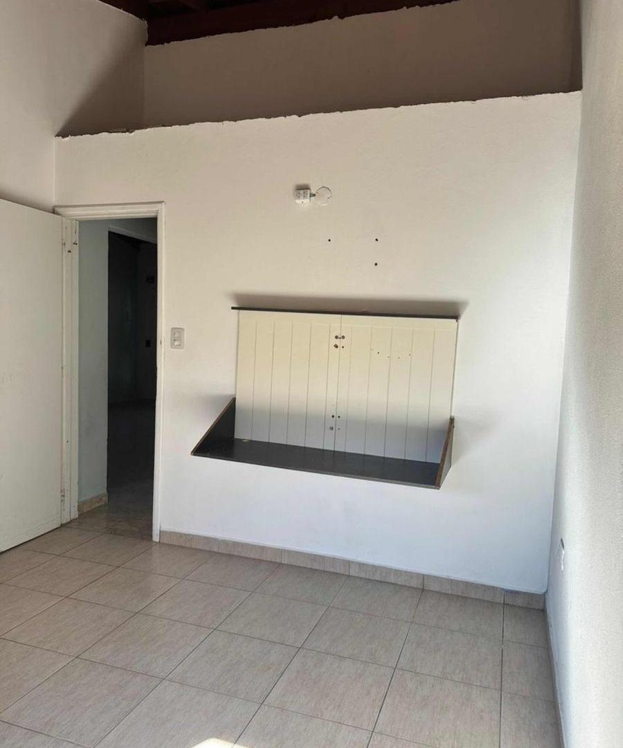 Foto de Casa en venta - 3 Dormitorios 2 Baños - Cochera - Mar del Tuyú, imagen 1