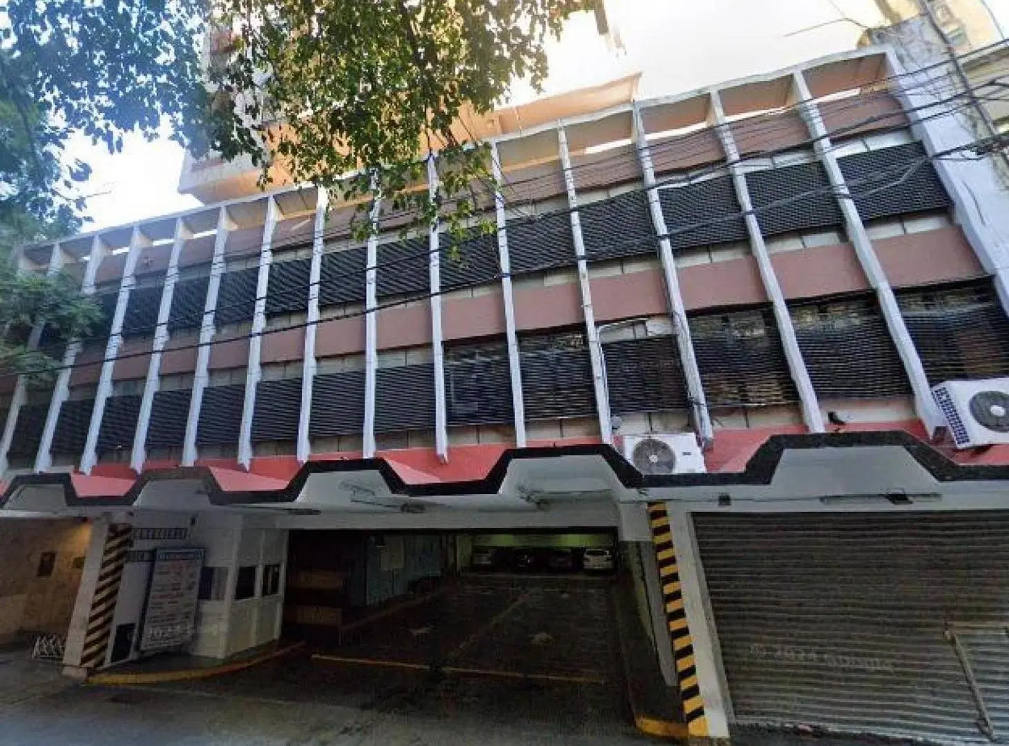 Cochera en venta - 12,9Mts2 - Balvanera 3