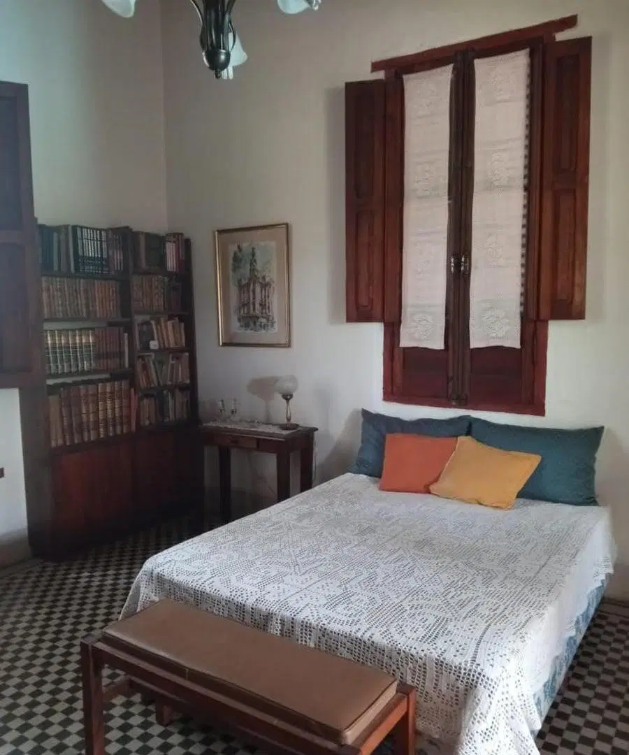 Casa en venta - 4 Dormitorios 2 Baños - Córdoba 4