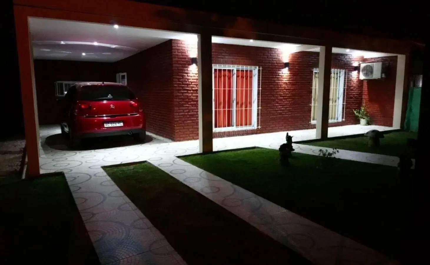 Casa en venta - 2 Dormitorios 1 Baño - Del Viso 5
